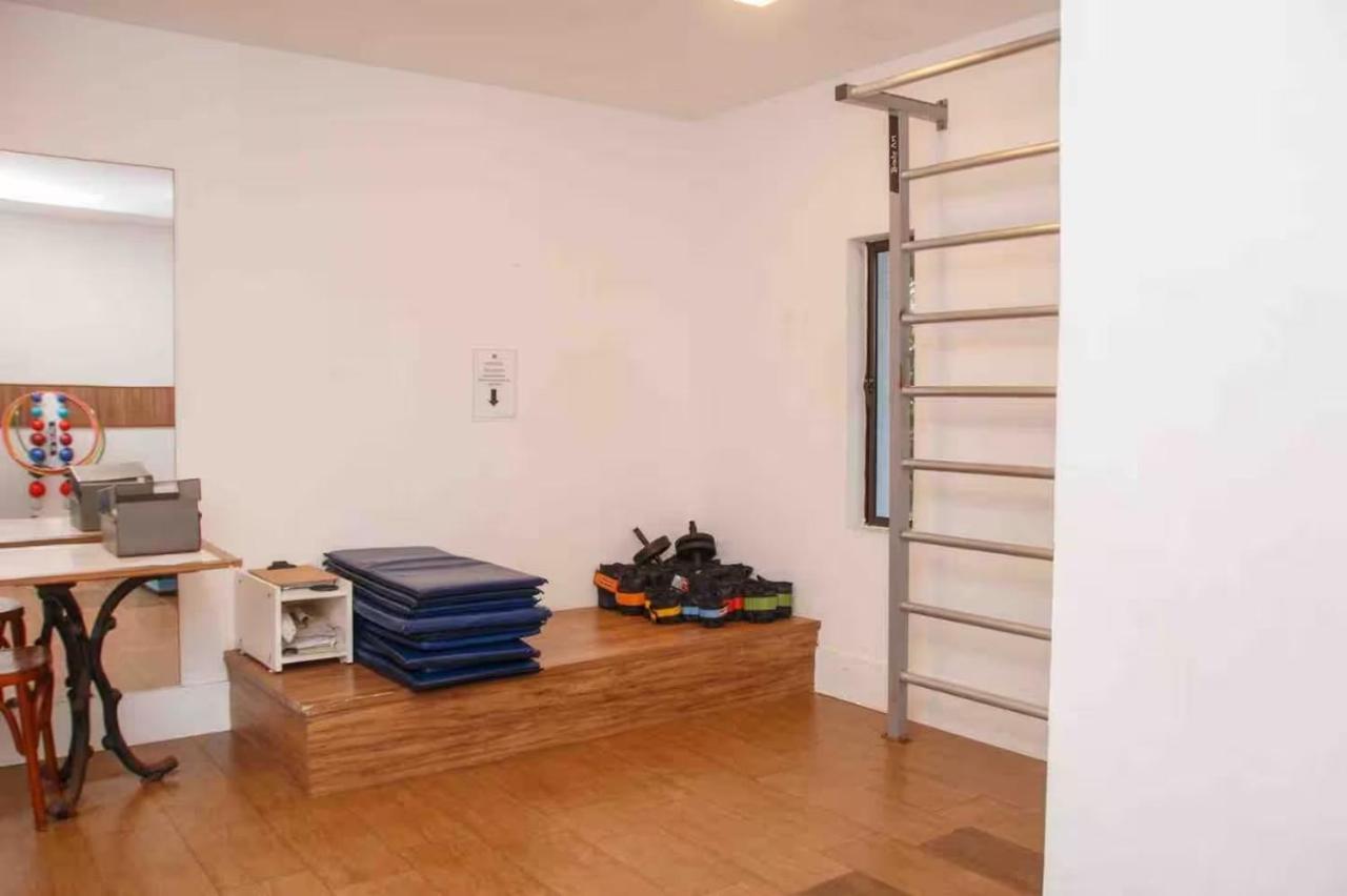 Rhr With Full Leisure Swimming Pool And