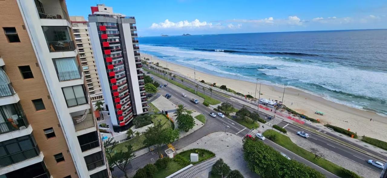 Rhr With Full Leisure Swimming Pool And Apartment